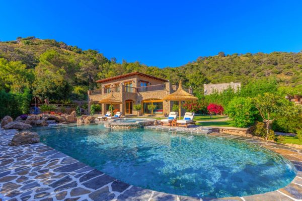 Elmali New Gallery_4 Elmali New Gallery_4